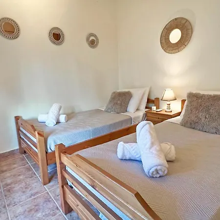 Aegean Sands Coastal With Garden In The Heart Of Сasa de vacaciones
